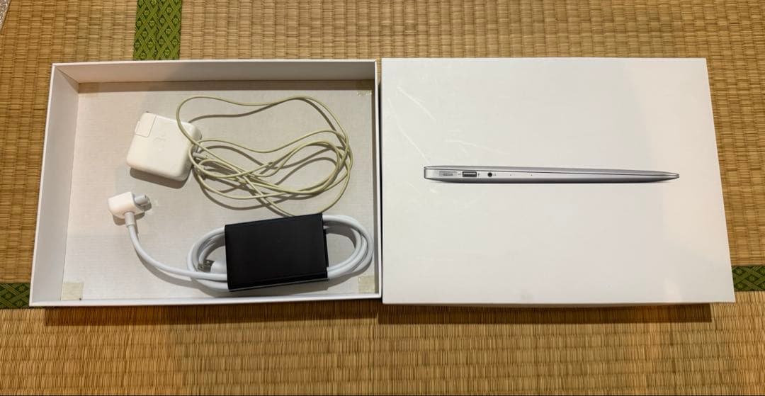 【RYU】MacBook Air (13-inch, Early 2015