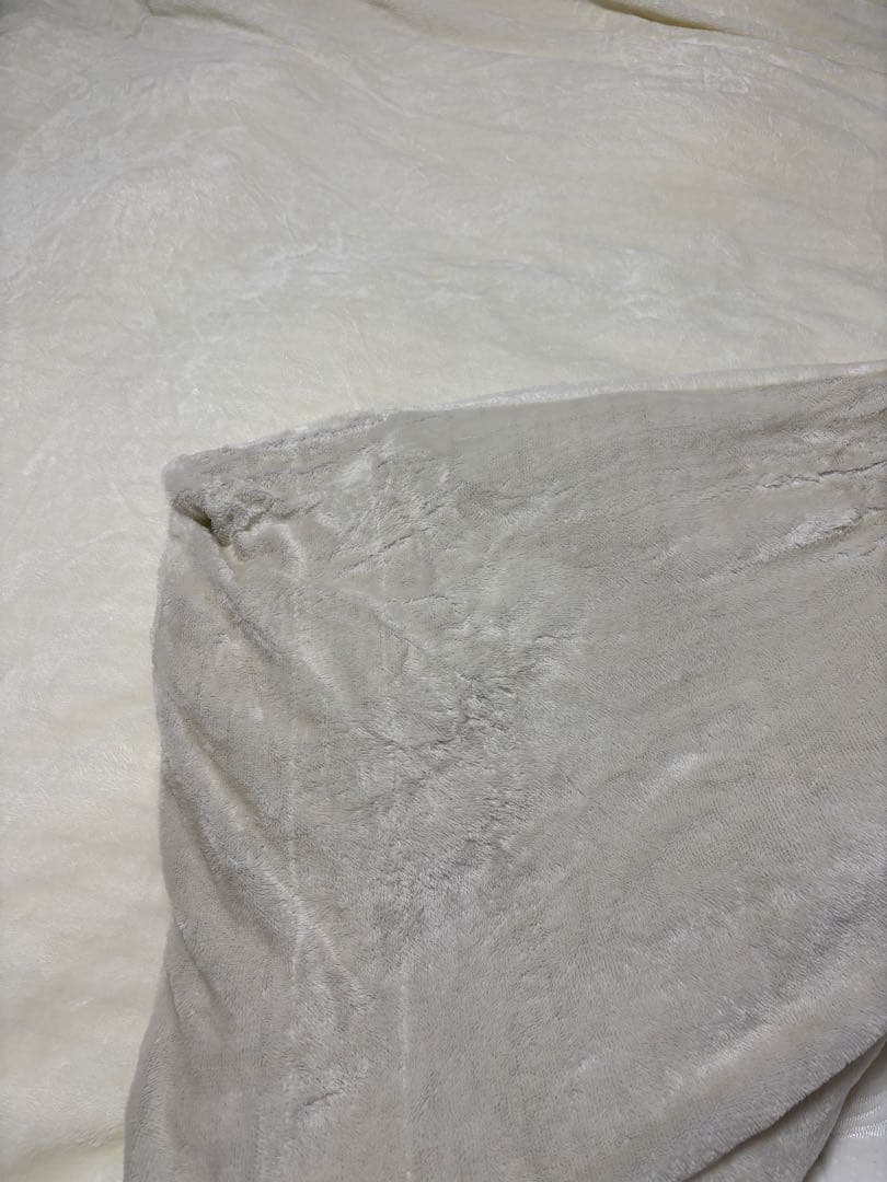 クイーンサイズ 掛け布団、カバー、ベッドパットのセット