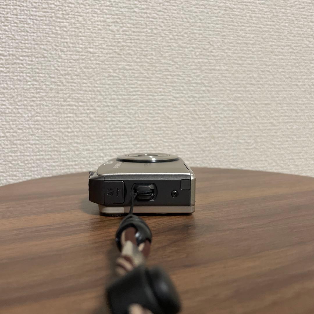 【オールドコンデジ】 FUJIFILM FinePix F60fd