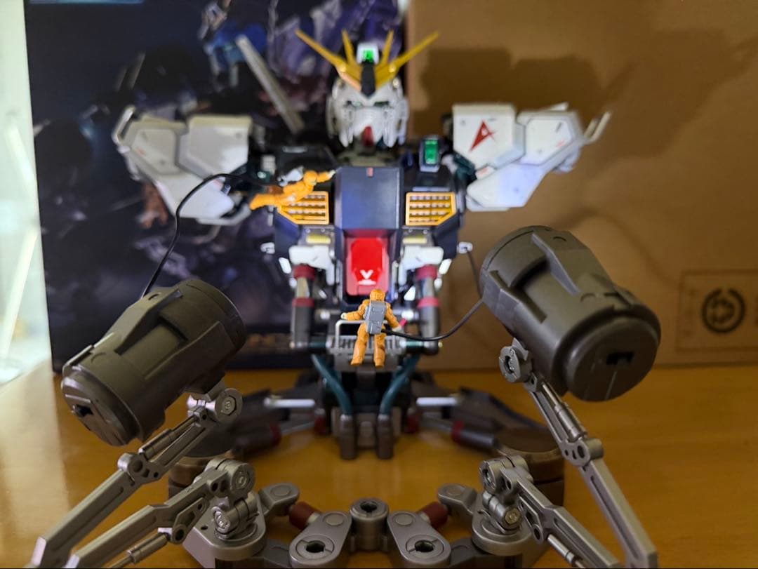 TAMASHII NATIONS FORMANIA 逆襲のシャア νガンダム