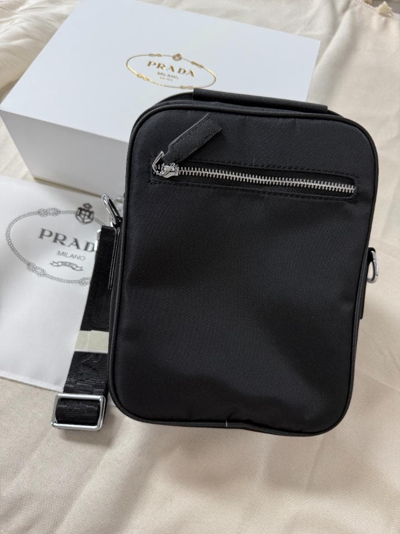 プラダ ショルダーバッグ カメラバッグ