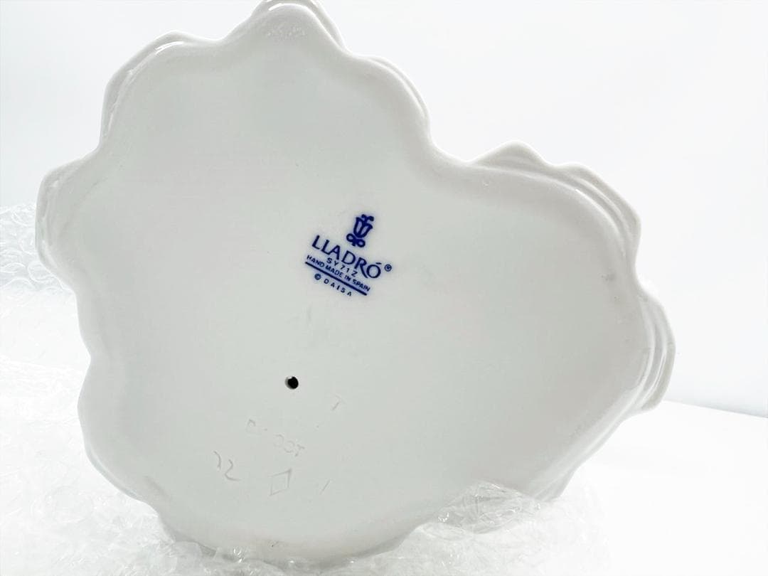 使用感なし　美品　リヤドロ　4893　仔犬を抱く貴婦人　置物　フィギュリン　犬