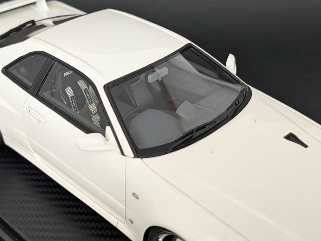 イグニッションモデル 1/18 GT-R BNR34 V-specⅡ ホワイト