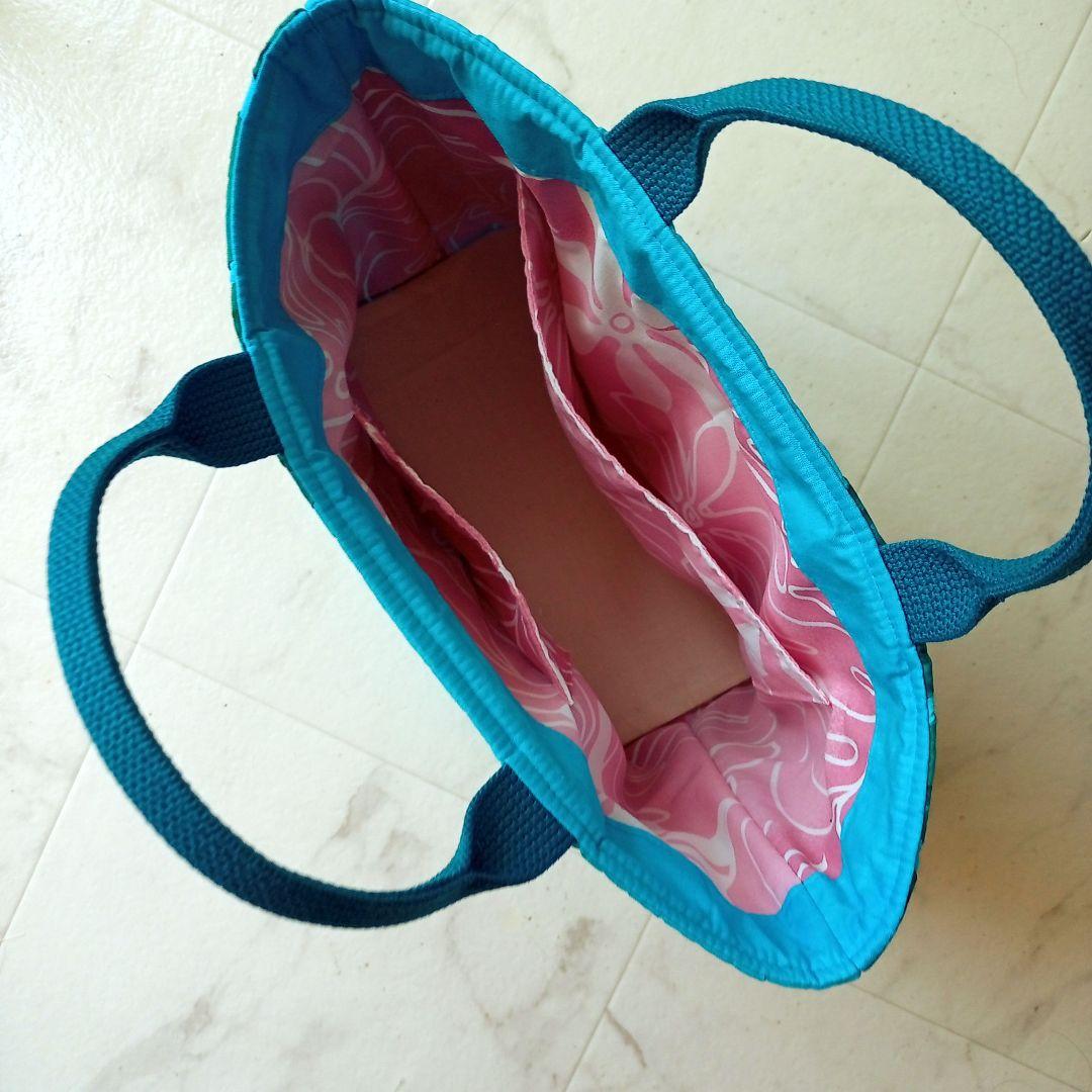 モンステラにピンクのホヌのトートバッグ　ハワイアンキルト