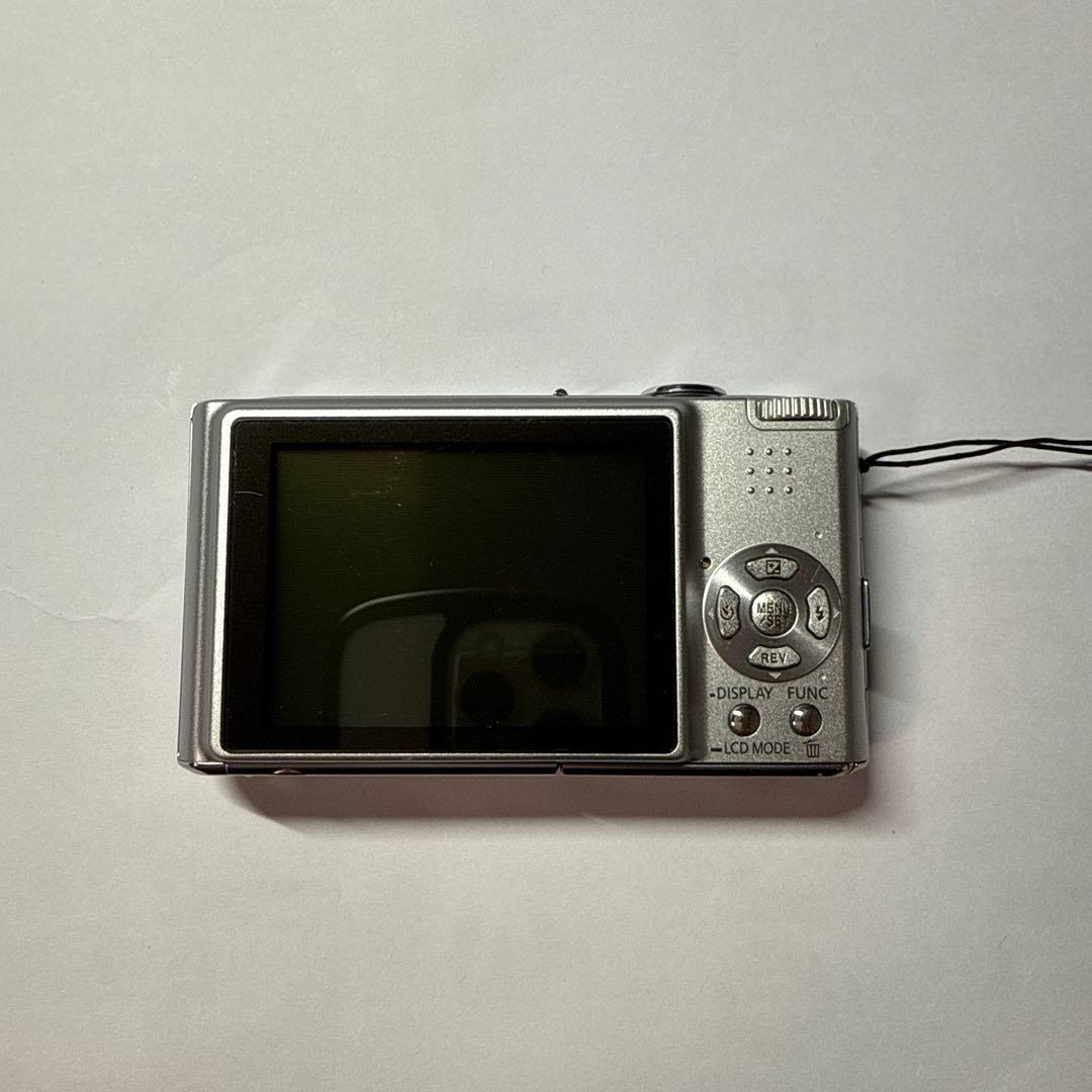 Panasonic DMC-FX33 シルバー　ケース、メモリ付き