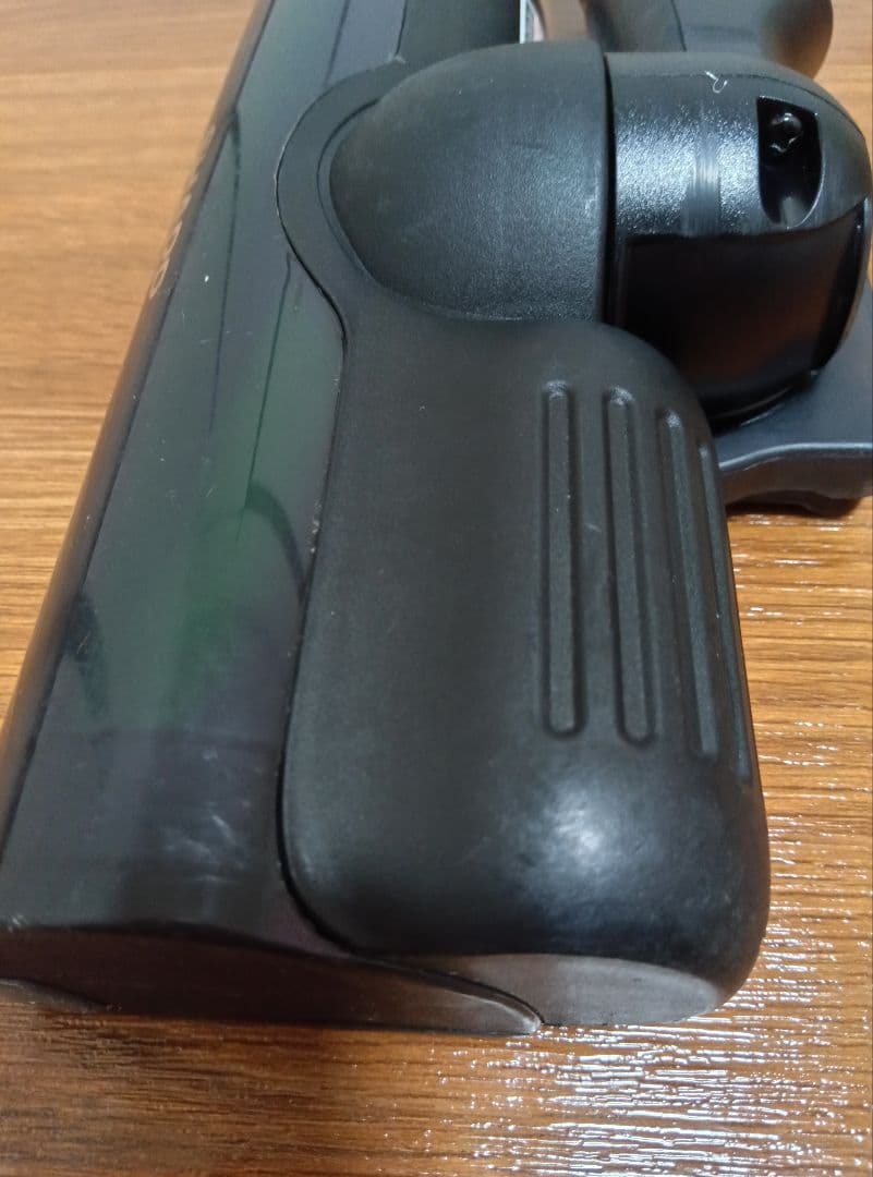 SHARPコードレス掃除機 バッテリー2個付きでお得です！