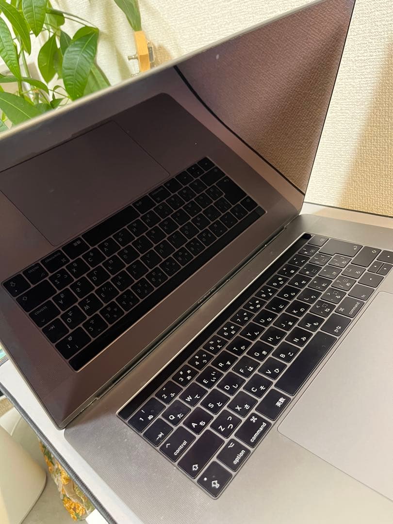 MacBookPro 15インチ　SSD512GB メモリ16GB 2017