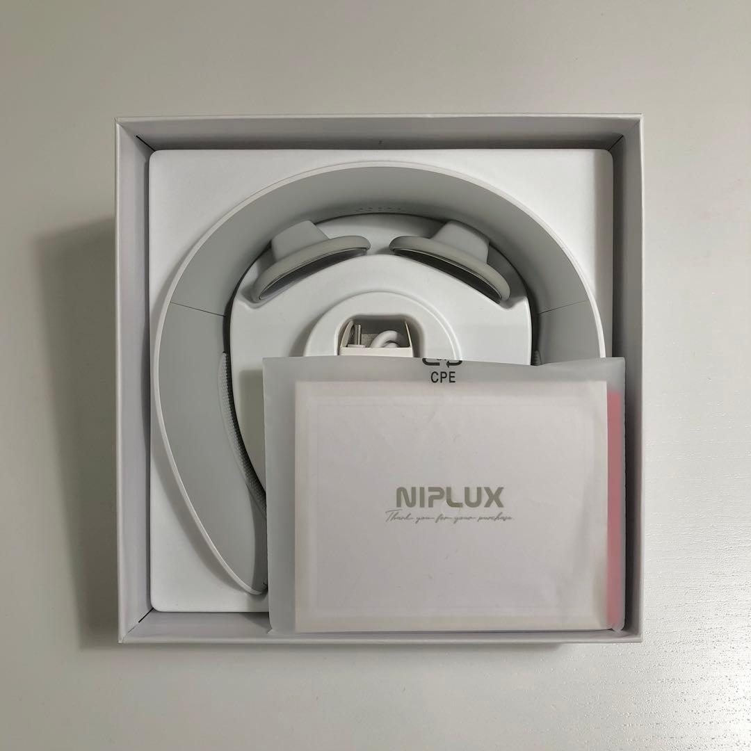 EMSマッサージ／NIPLUX Neck Relax／NP-NR200W