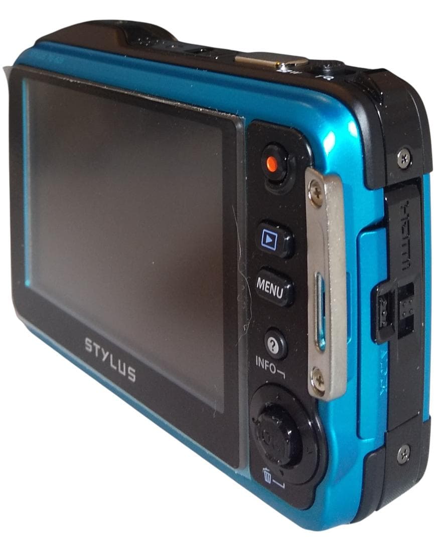 ほぼ新品 OLYMPUS STYLUS TG-625 防水 耐衝撃 動作確認済み