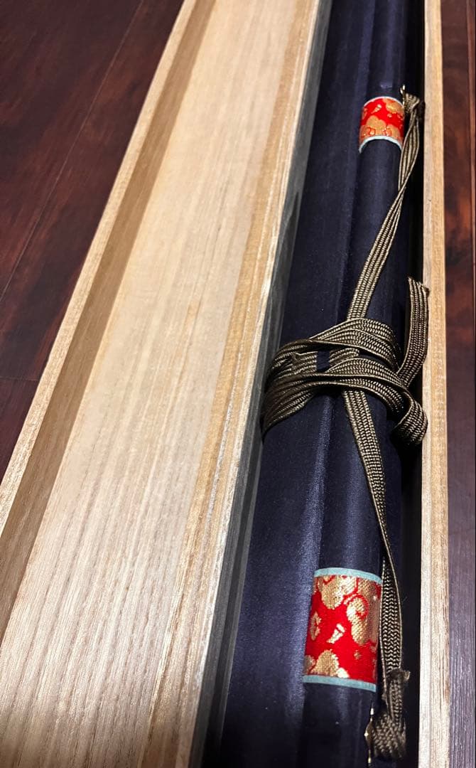 掛軸　般若波羅蜜多心経　共箱　肉筆　紺紙金泥