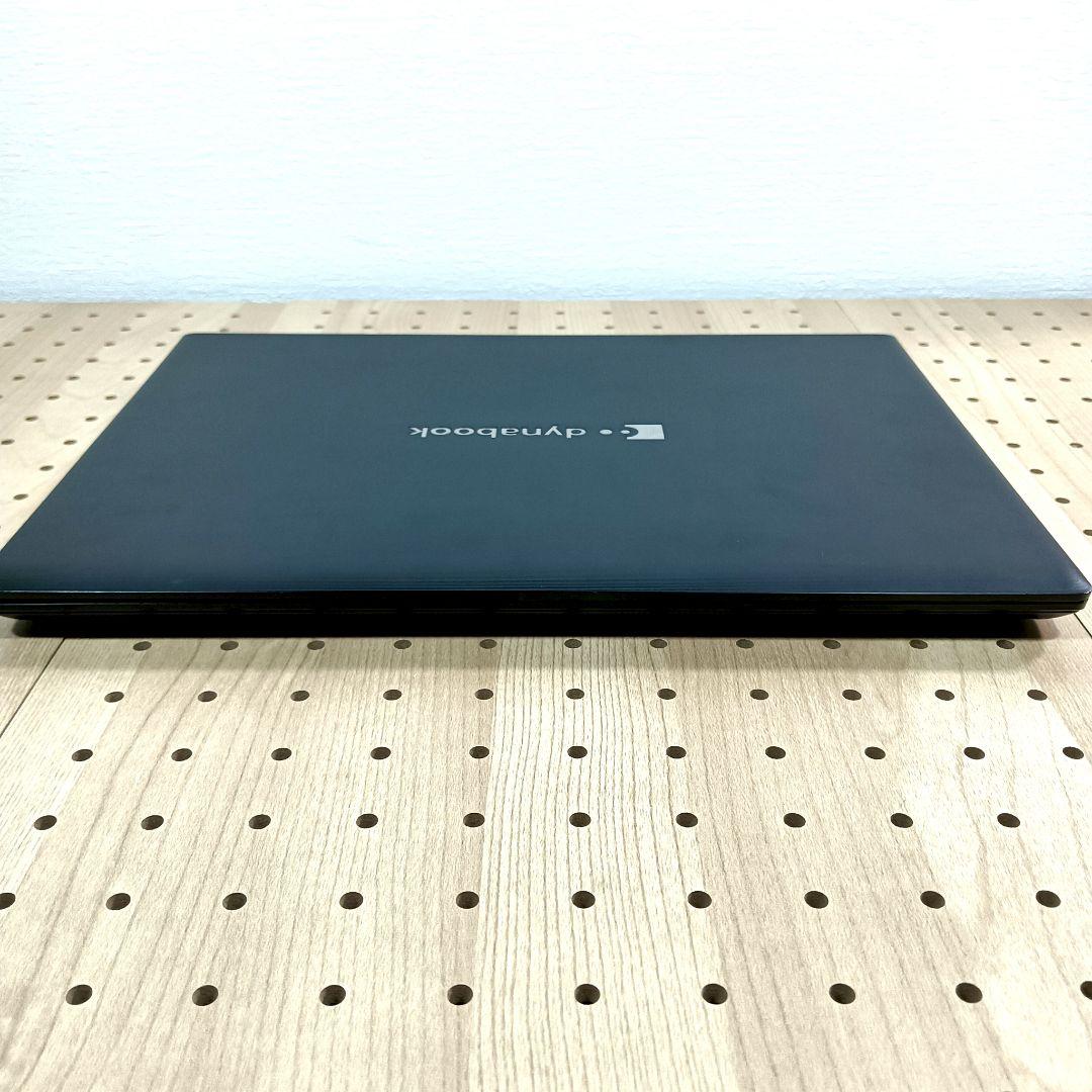 東芝dynabook 第11世代 2021年製 カメラ/SSD搭載 Win11