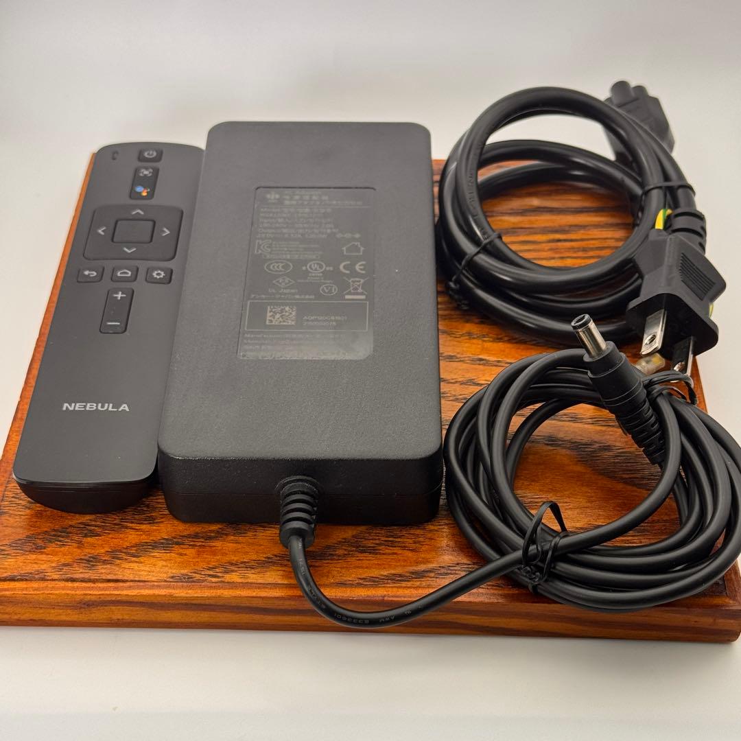 Anker アンカー Nebula Cosmos プロジェクター