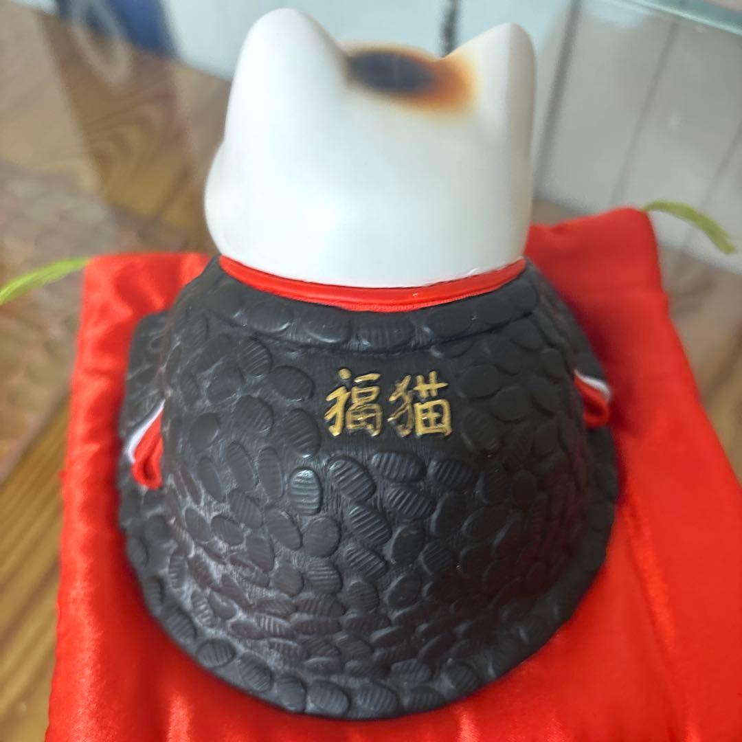 招き猫　おじぎネコ　三毛猫