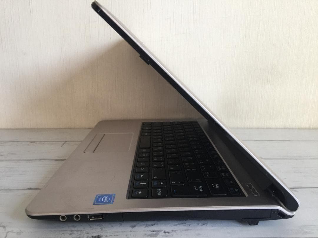 マウス LB-B420XN 14型TFT液晶　薄型・コンパクト ノートパソコン