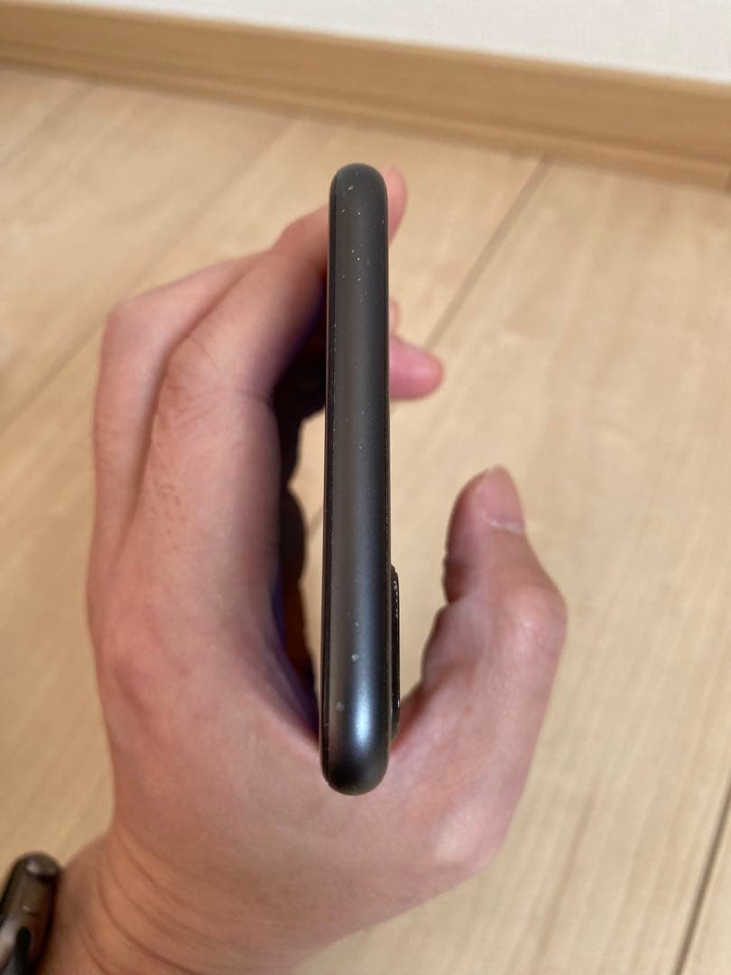 iPhone8 plus 64GB バッテリー84%