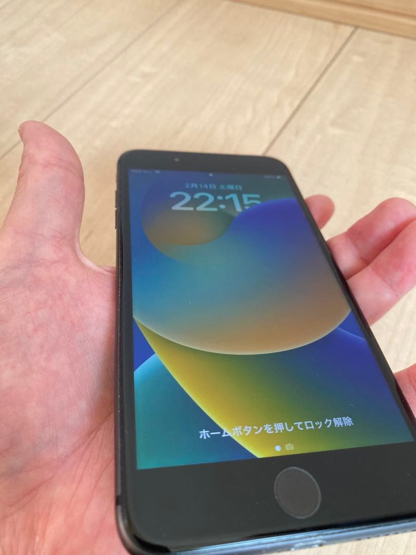 iPhone8 plus 64GB バッテリー84%