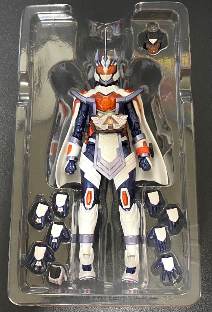 S.H.Figuarts 仮面ライダーマジェード サンユニコーン