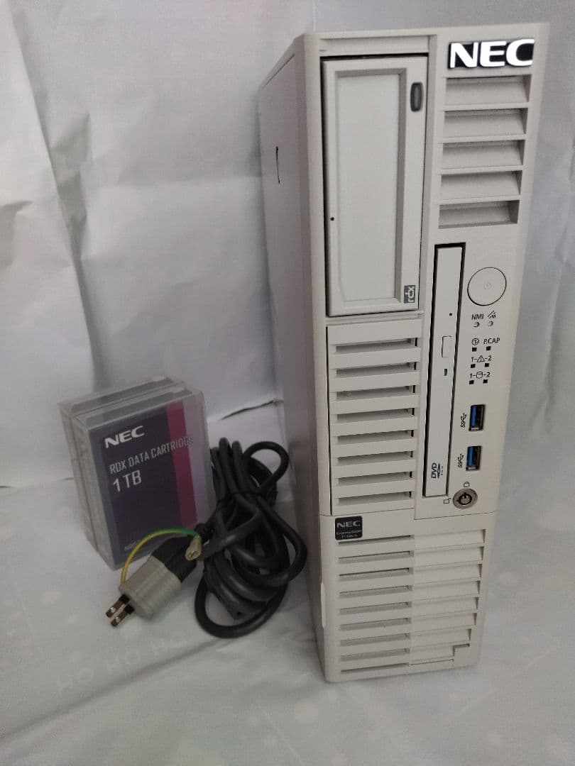 NEC Express5800/T110k-S サーバー(RDXドライブ内蔵)