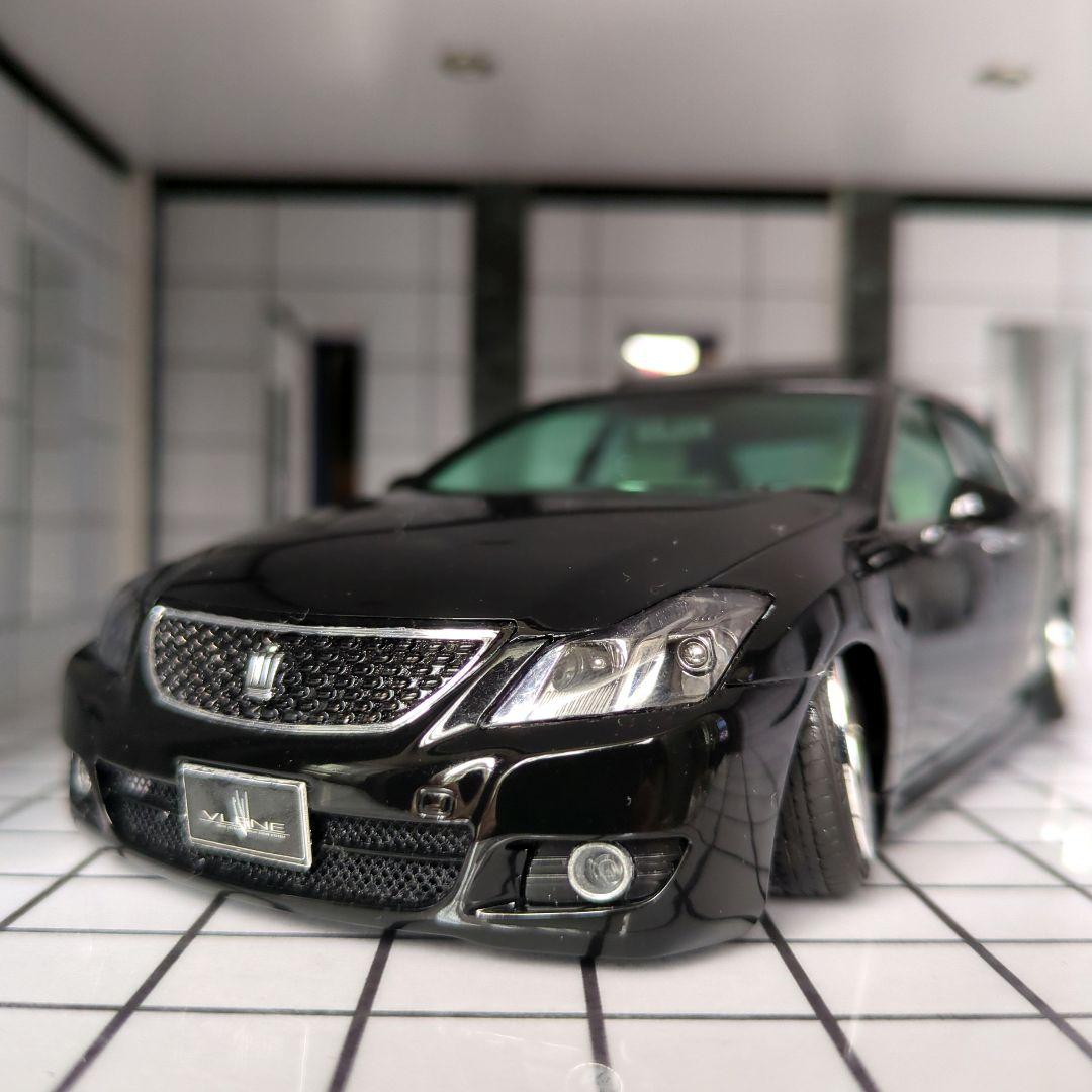 1/24 2~3台展示可能 ショーケース LED照明 透明アクリル板付き！