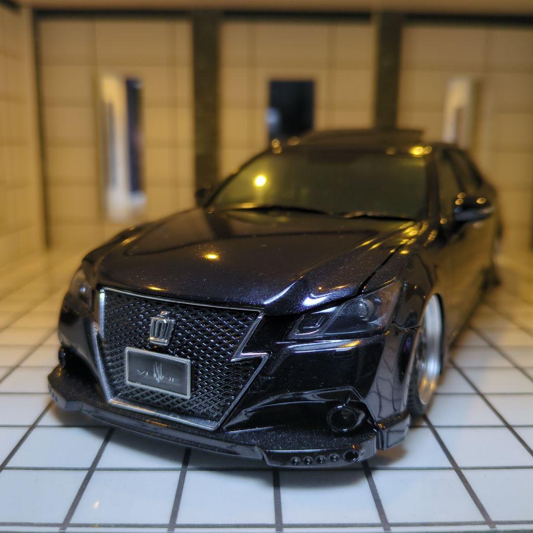 1/24 2~3台展示可能 ショーケース LED照明 透明アクリル板付き！