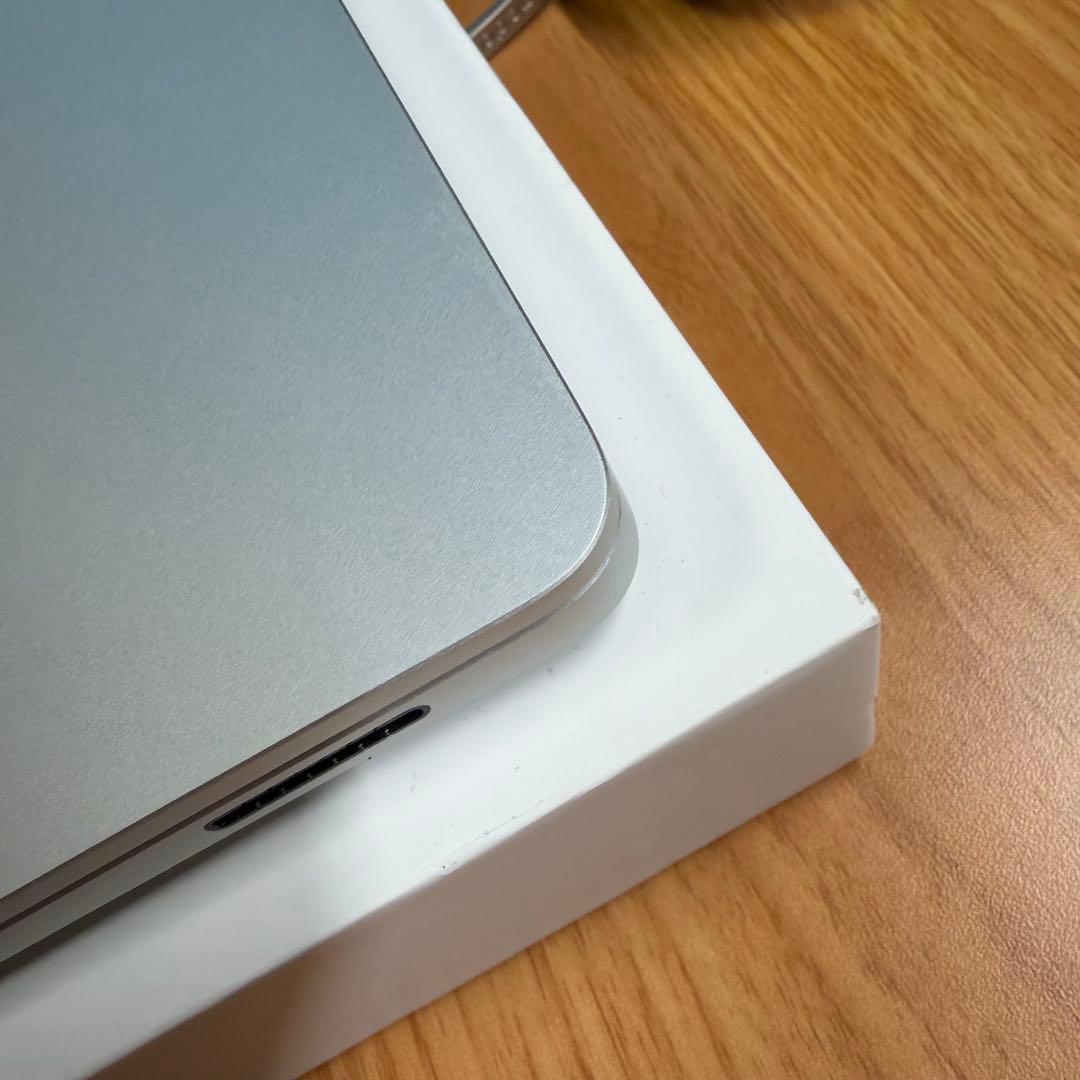 未使用級✨第7世代surface13.8 Snapdragon16GB 1TB