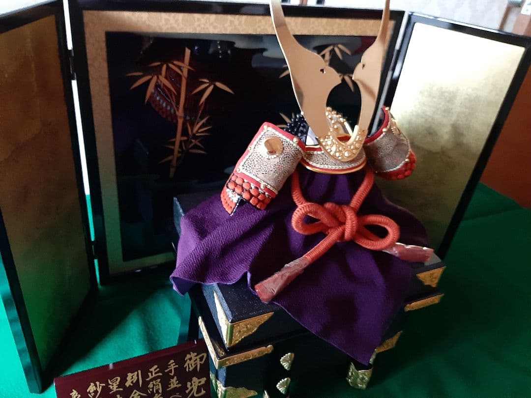 五月人形 Ａ   兜飾り （平飾り）セット