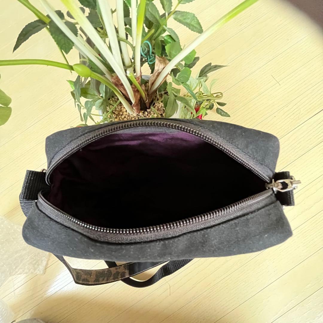 デニムリメイクバック　ポーチ　ラブココ様　ハンドメイド