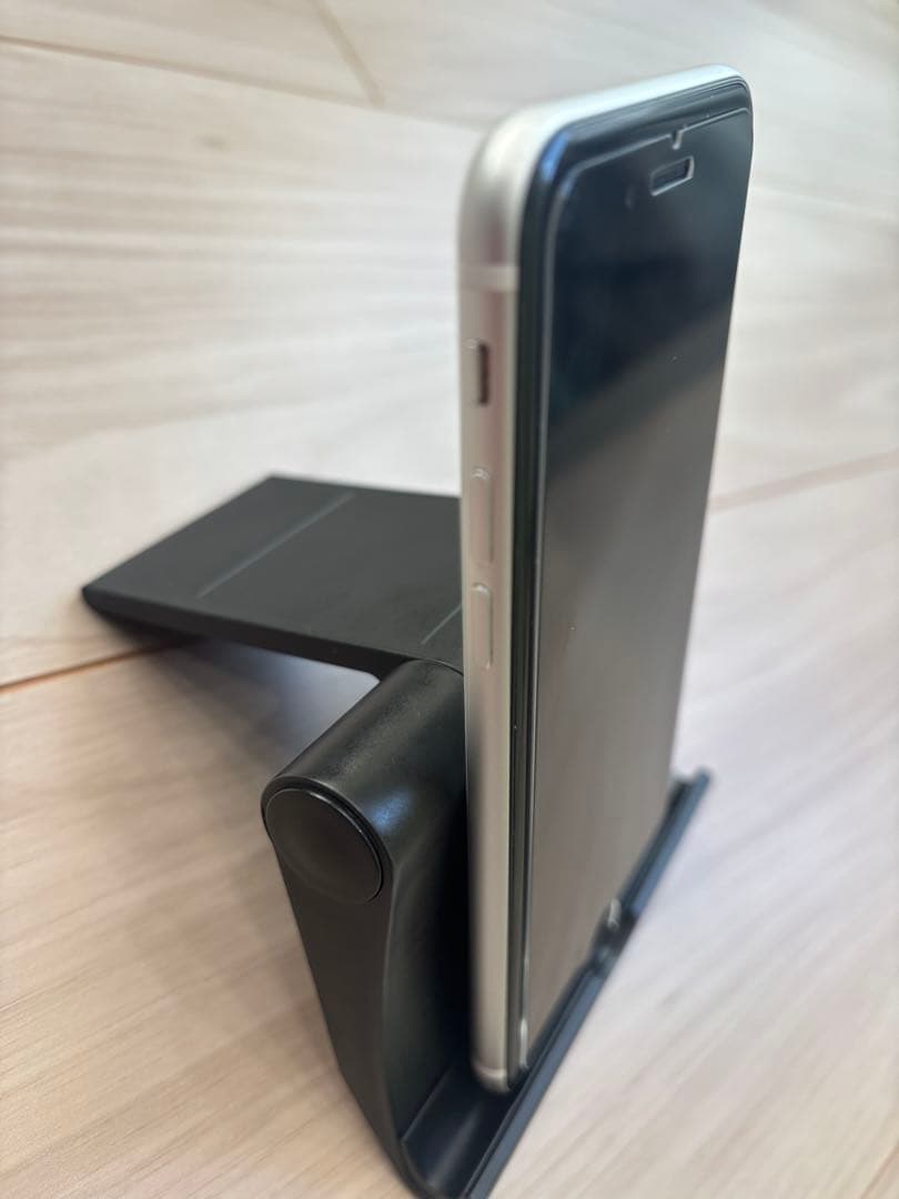 iPhone SE 第2世代 64GB ホワイト｜箱あり｜SIMフリー｜極美品