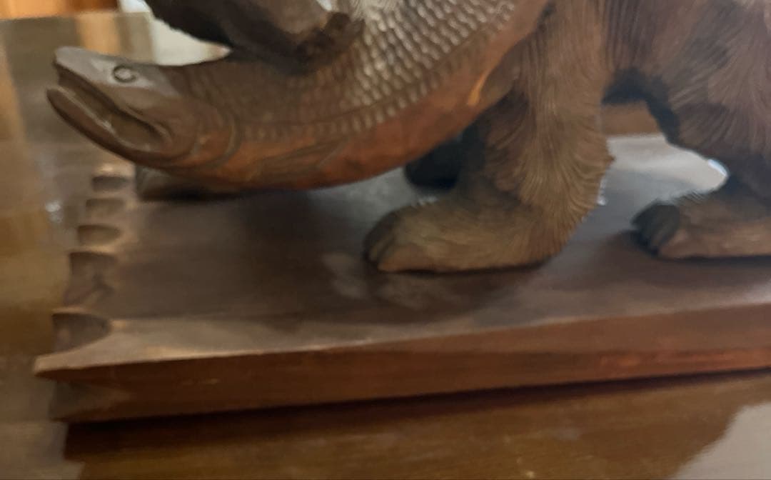 昭和レトロ 骨董 一刀彫 熊 木製クマと魚のアイヌ彫刻 約40cm
