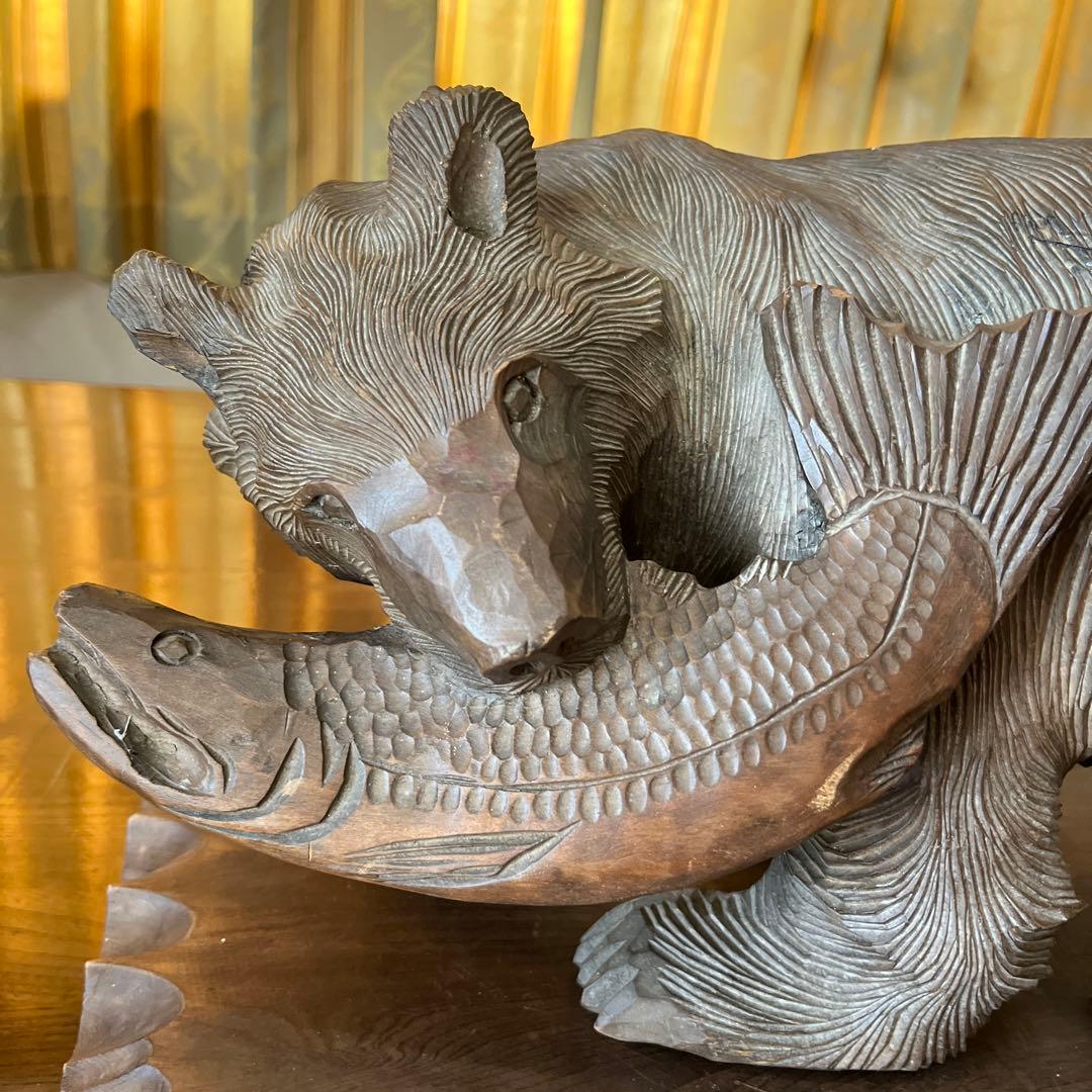 昭和レトロ 骨董 一刀彫 熊 木製クマと魚のアイヌ彫刻 約40cm