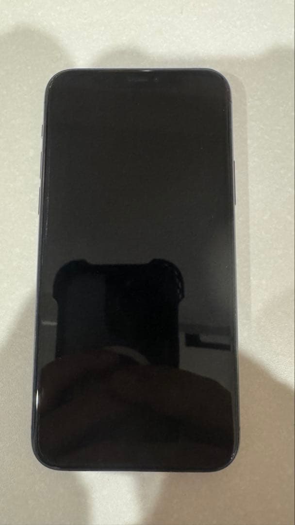 携帯電話本体 iPhone11pro 64GB