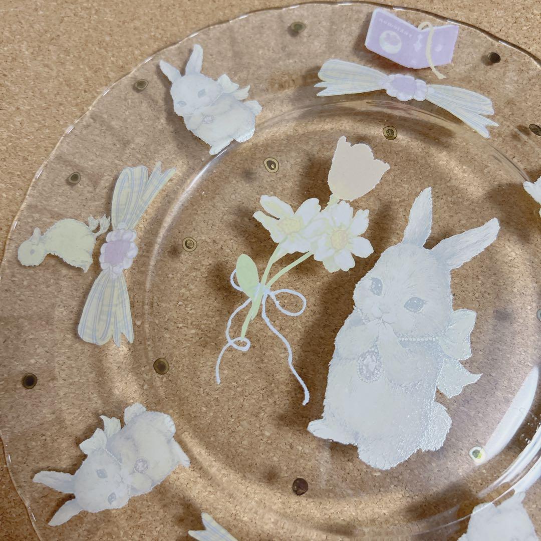 yukiemon ユキエモン　コラージュアートプレート　おいのりうさちゃん