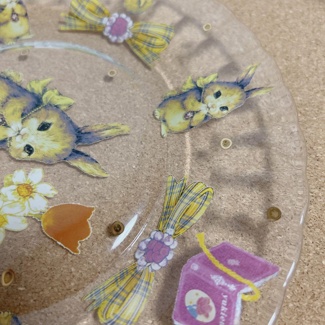 yukiemon ユキエモン　コラージュアートプレート　おいのりうさちゃん