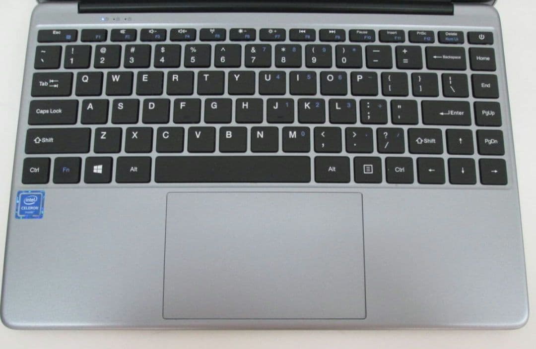 Hero Book Pro 中古 ノートパソコン