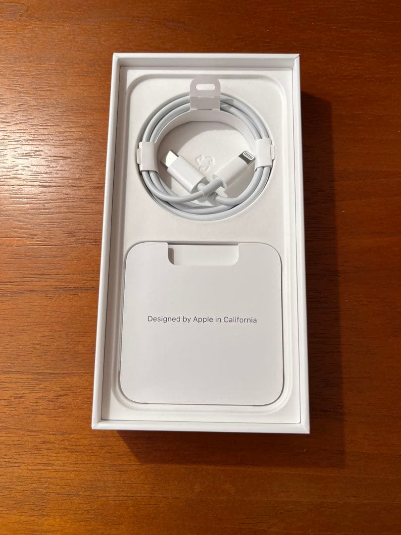 ⭐︎美品⭐︎Apple iPhone 14 128GB スターライト SIMフリー