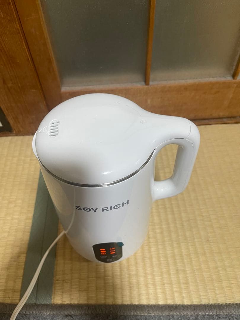 SOY RICH 電気ケトル ホワイト