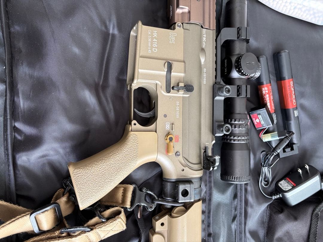 し*ね様 次世代電動ガン タンカラー 専用ケース付き