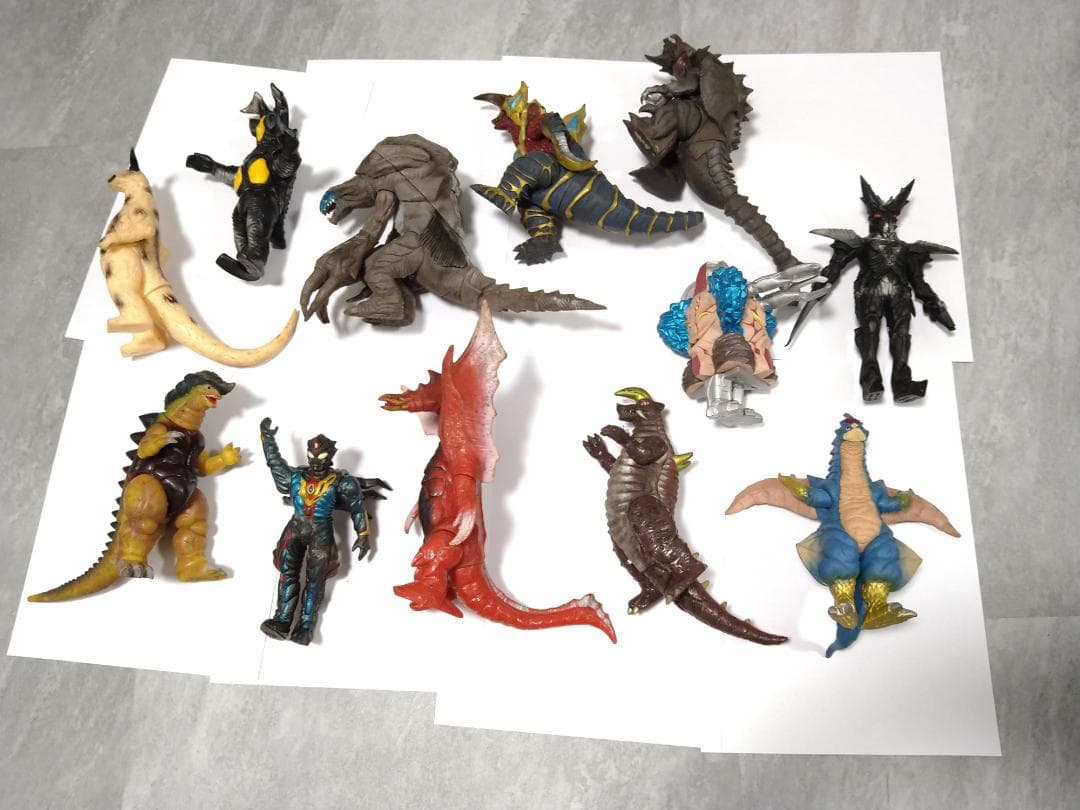 ウルトラマン、怪獣など