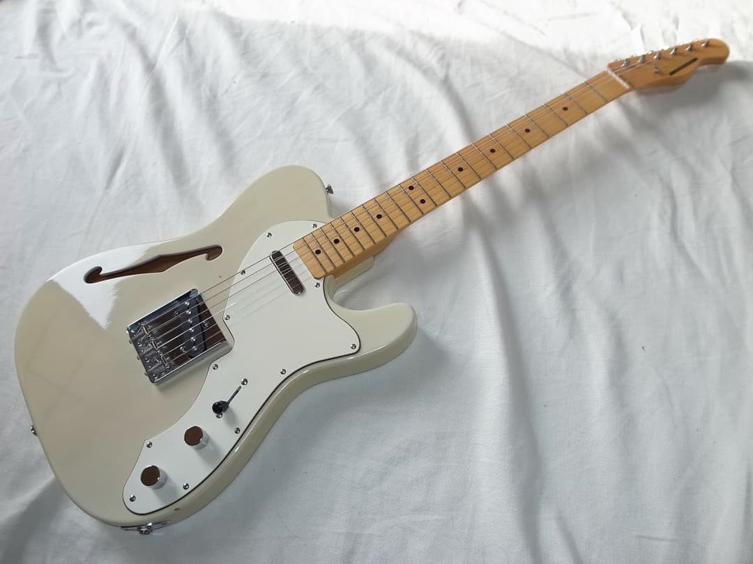 レア　 Bacchus バッカス UNIVERSE テレキャスターシンライン