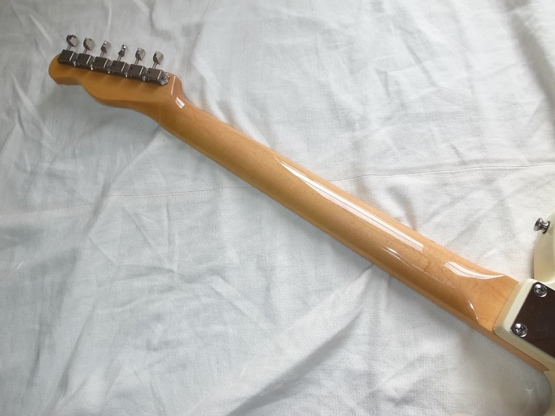 レア　 Bacchus バッカス UNIVERSE テレキャスターシンライン