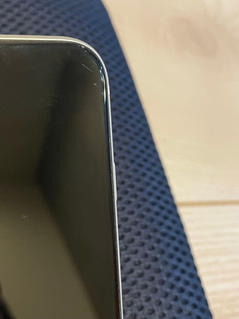iPhone SE第2世代128GB バッテリー76% SIMフリー