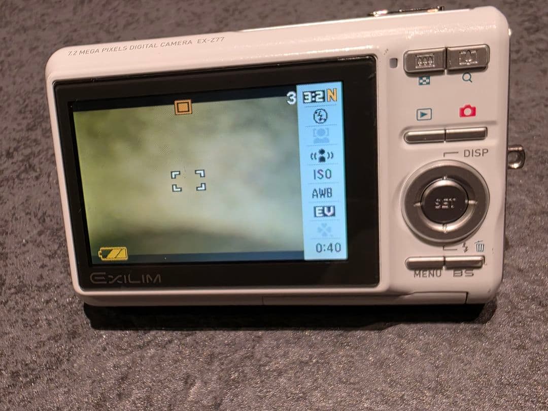 CASIO　デジタルカメラ　EXILIM 　EX-Z77