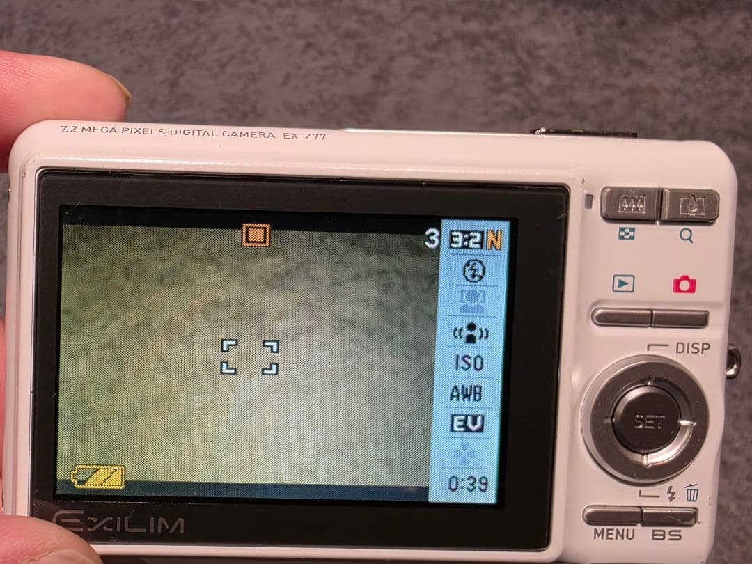 CASIO　デジタルカメラ　EXILIM 　EX-Z77