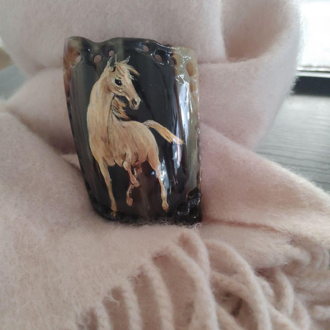 馬の絵の装飾品