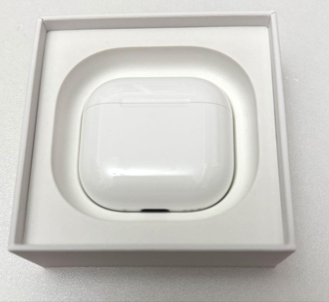 AirPods 4 ノイズキャンセリング機能搭載