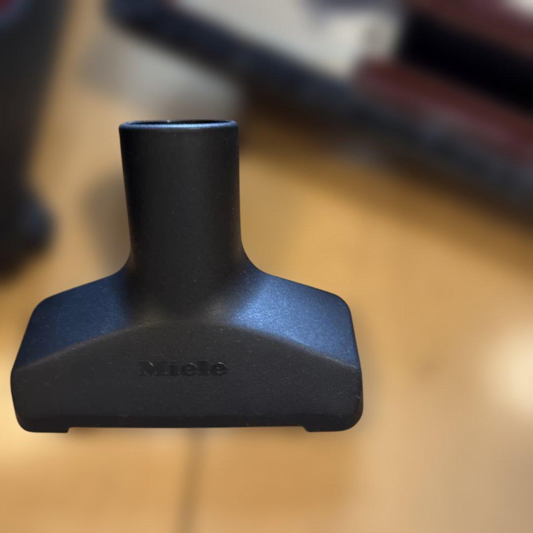 Miele S4580 付属品多数❗️ ペット掃除機　猫、犬