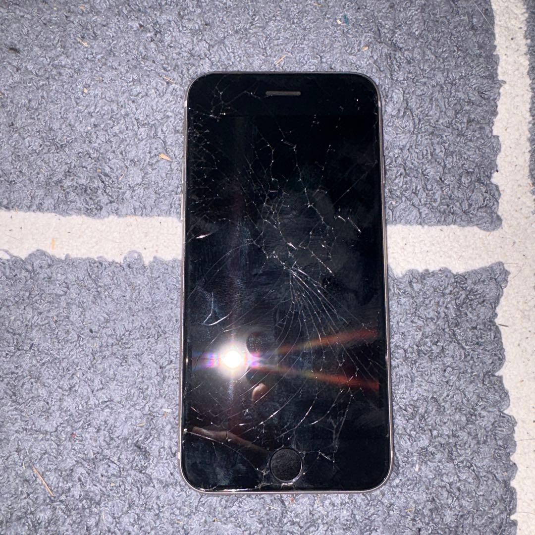 スマートフォン本体 iPhoneSE3 128GB