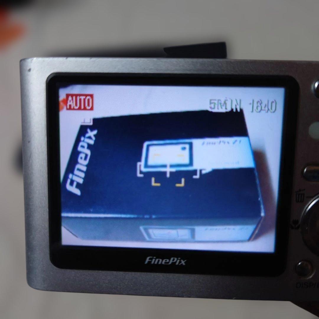 Fujifilm FinePix Z1 コンパクトデジタルカメラ②