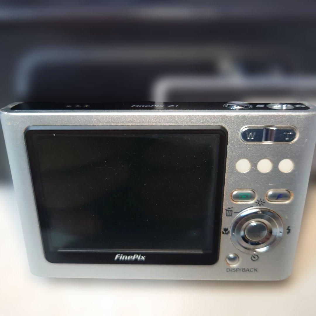 Fujifilm FinePix Z1 コンパクトデジタルカメラ②