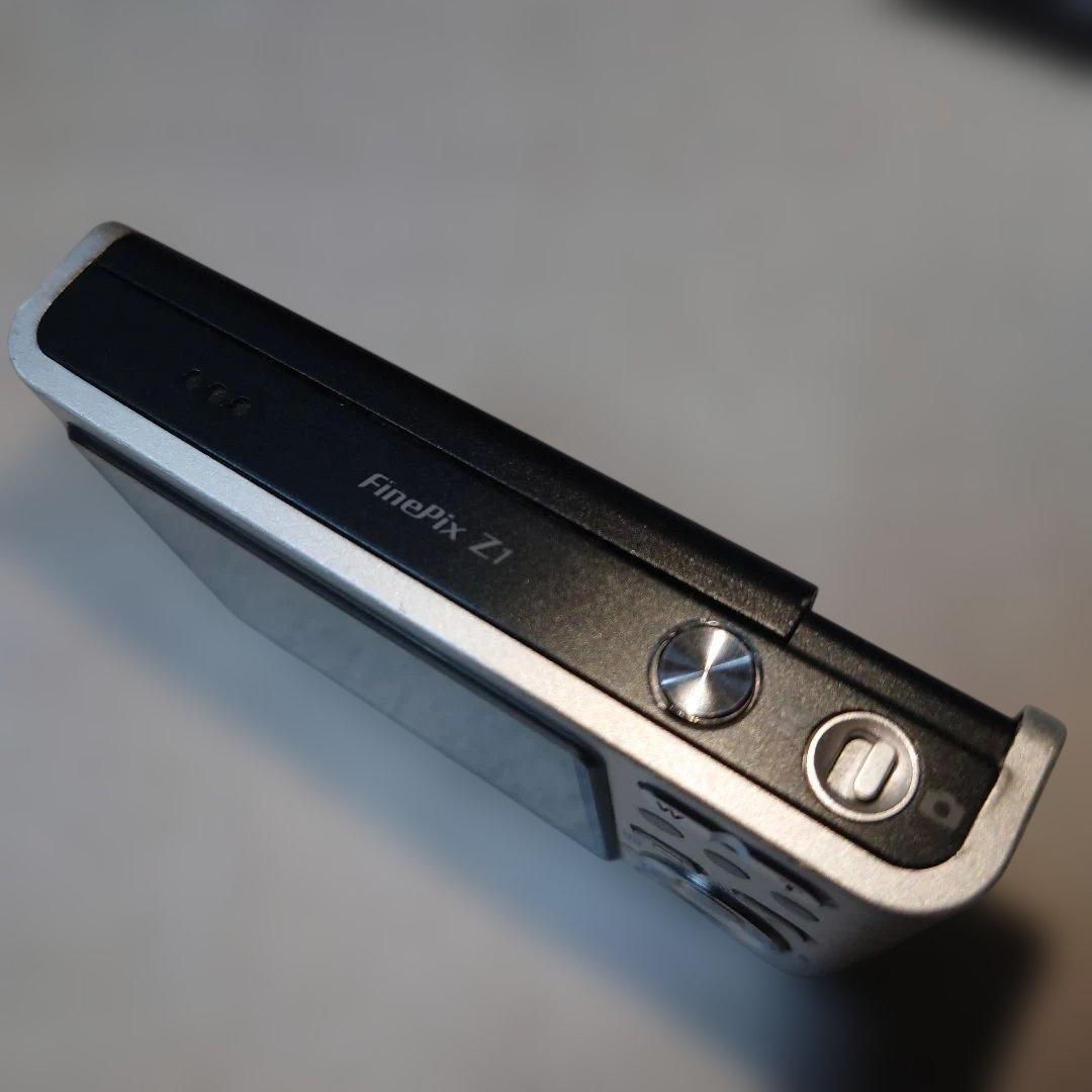 Fujifilm FinePix Z1 コンパクトデジタルカメラ②
